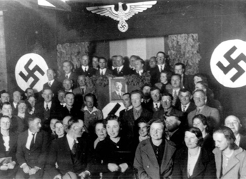 Illustration for article titled Hitler's Secret Argentine Sanctuary Is for Sale, Say Conspiracy Theorists